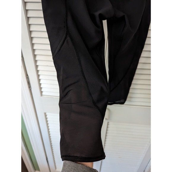 Athleta cropped black mesh leggings - Picture 4 of 4